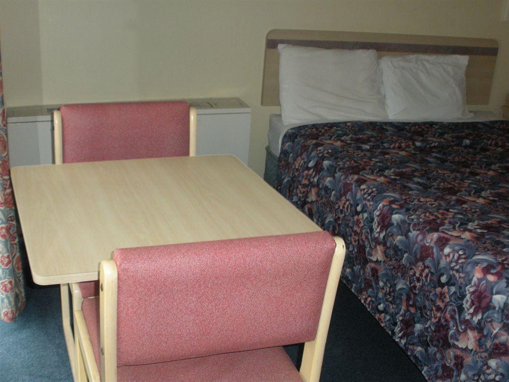 Regency Inn And Conference Center Clinton Dış mekan fotoğraf